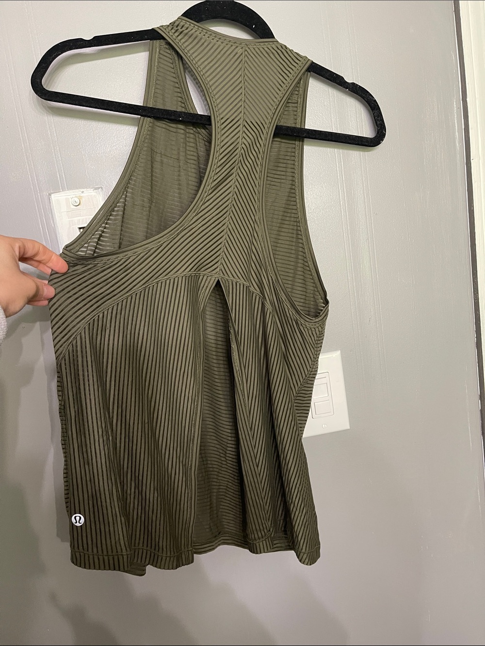Lululemon tank top